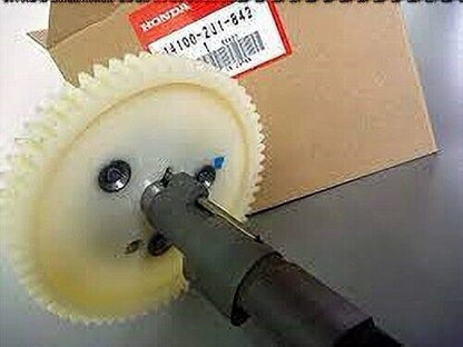 Honda Genuine CAMSHAFT ASSY. 14100-ZJ1-842  for GX610 GX620 GX670 GXV610 GXV620