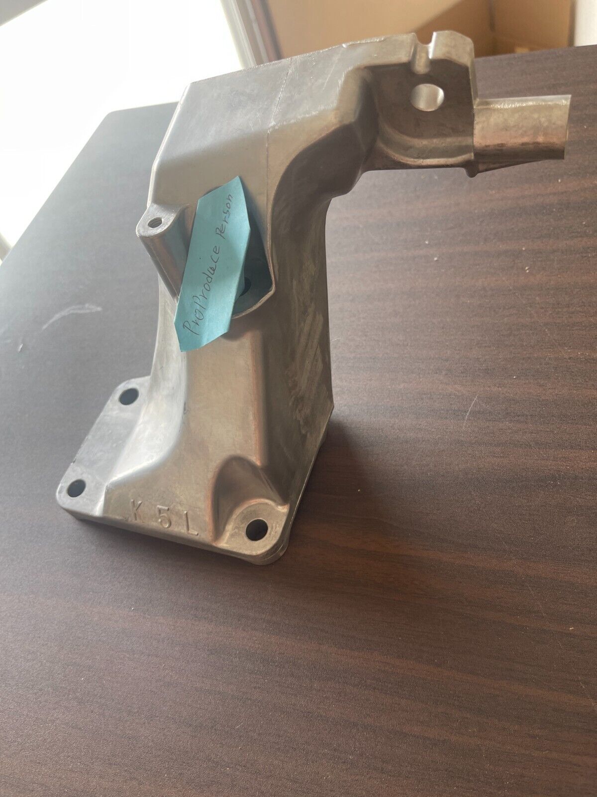 Genuine Nissan ENGINE-Front mount bracket 2009-13 AWD G37 3.7 V6 11233-JK50A
