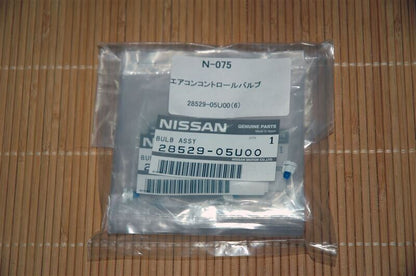 Nissan Genuine 28529-05U00 Air Conditioning AC Heater Control Bulb R32 BNR32 Jp