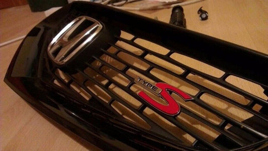 GENUINE HONDA TYPE-S FRONT EMBLEM ACURA ACCORD TSX 75732-SEA-Z01 NEW OEM