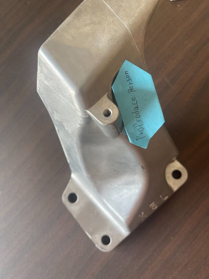 Genuine Nissan ENGINE-Front mount bracket 2009-13 AWD G37 3.7 V6 11233-JK50A