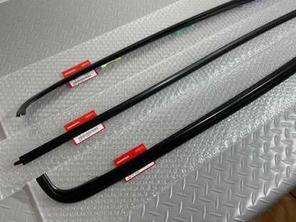 Genuine HONDA Civic MOLDING FR WINDSHIELD SIDE RH LH UPPER Clip(8) Set 92-95 OEM