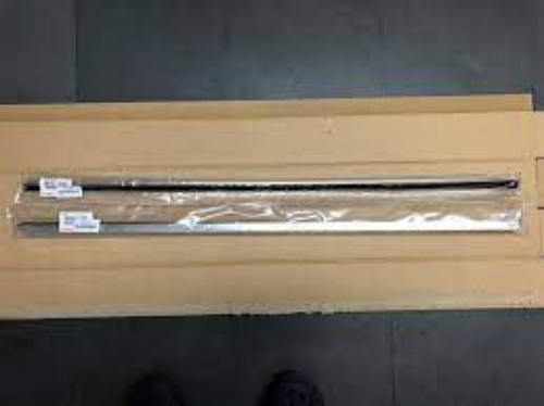 Genuine Toyota AE86 front door glass weather strip LH & RH Corolla CP GTS SR5