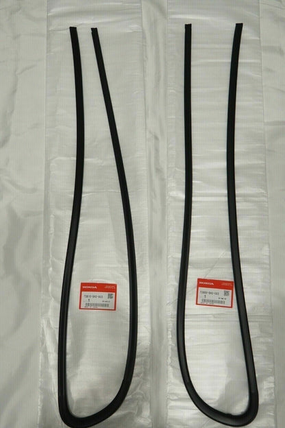 Genuine Honda CRX 88-91 Driver & Passenger Quarter Window Glass Outside Molding