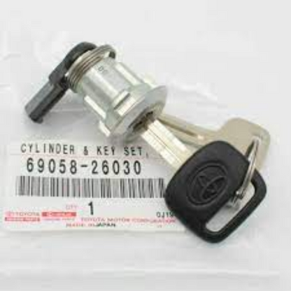 Toyota OEM Tundra 2000 2001 2002 2003 Fuel Filler Lid lock Cylinder 69058-35140