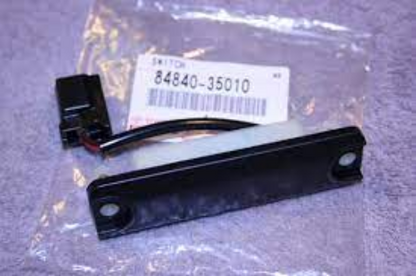 GENUINE TOYOTA OEM 03-23 4RUNNER BACK DOOR TAIL GATE RELEASE SWITCH 84840-35010