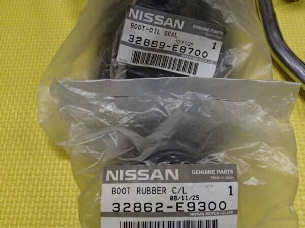 Nissan Genuine 72-78 Datsun Manual Transmission Rubber Shfter Boot Japan New