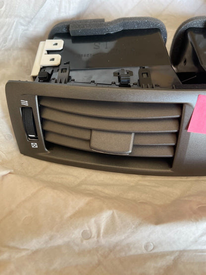 Genuine Toyota 55670-53010 Lexus IS250 IS350 Instrument Panel AC heater air vent