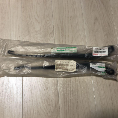 Genuine TOYOTA LAND CRUISER FZJ80 80 Series RHD Front Wiper Arm RH & LH Set