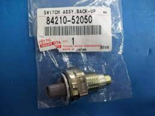GENUINE TOYOTA OEM LEXUS SCION MANY MODELS REVERSE LAMP SWITCH 84210-52050